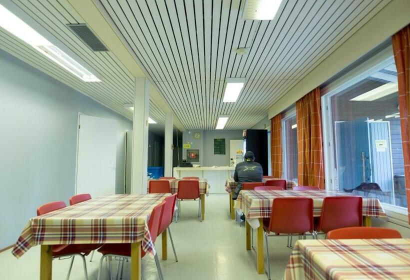 הוסטל Nikkilän Elämyskylä