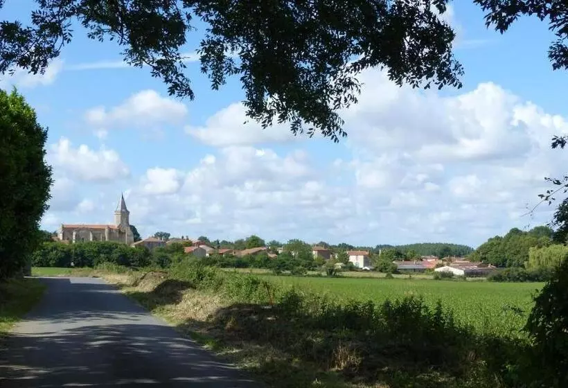 ベッドアンドブレックファースト Au Clair Du Soleil