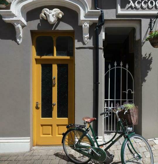 مبيت وإفطار Bridge Street Townhouse