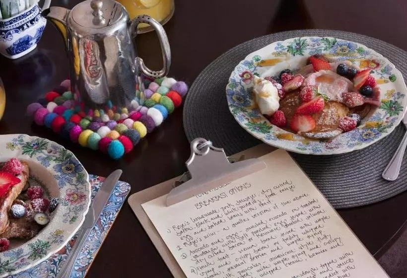 ベッドアンドブレックファースト Bridge Street Townhouse