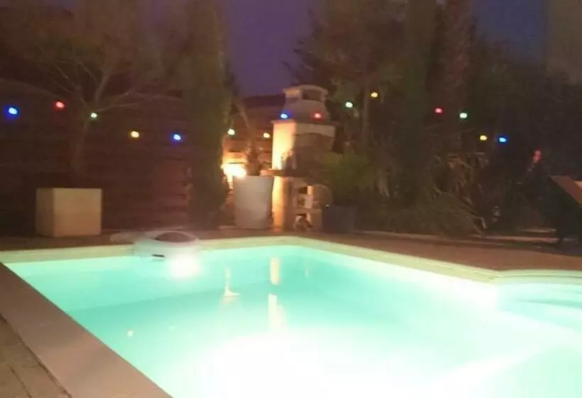 ベッドアンドブレックファースト Le Patio D Olivier