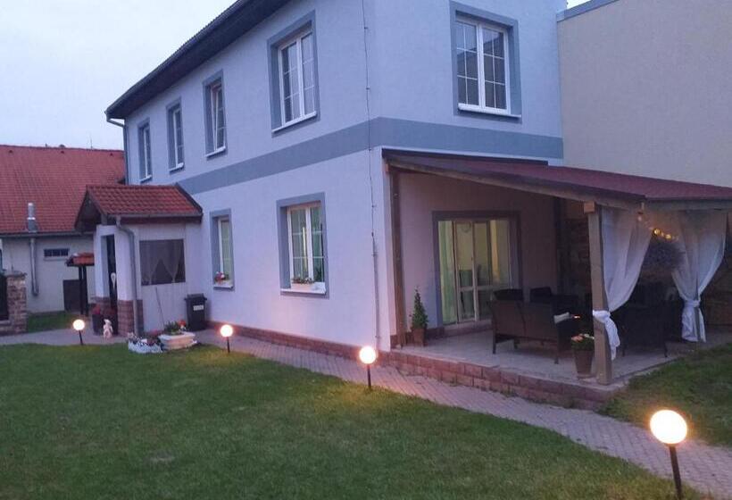 住宿加早餐 Monato