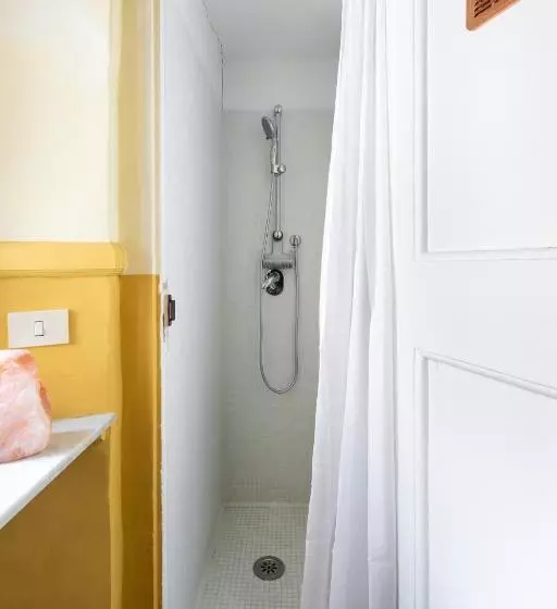 Aamiaismajoitus (B&B) Villa Il Rossignolo