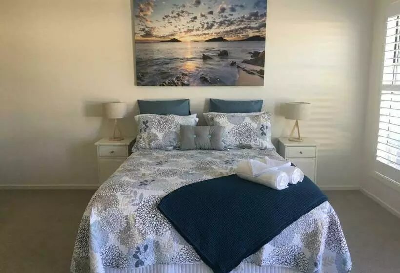 ペンション Broughton Views