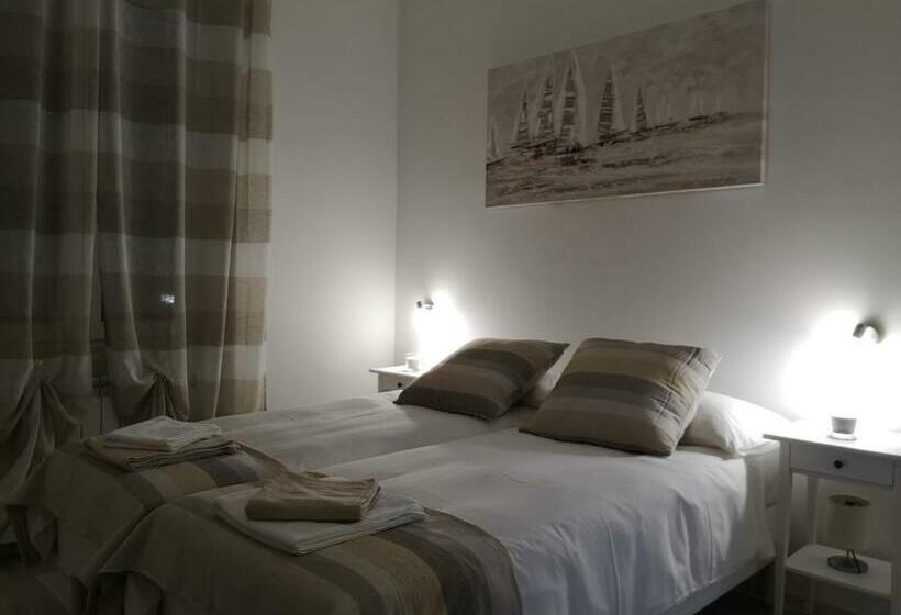 پانسیون Julia Affittacamere