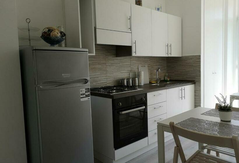 پانسیون Julia Affittacamere