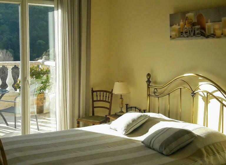 ペンション La Grimaudière