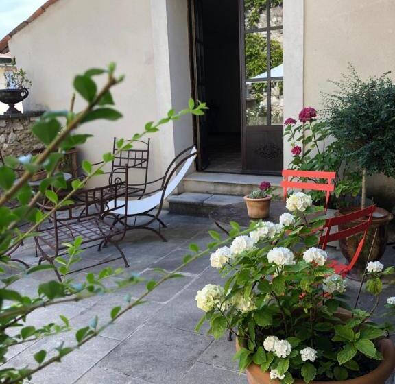 بنسيون Le Colombier