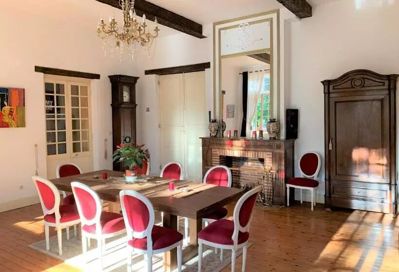 Majatalo Manoir De La Gravette