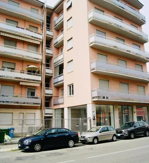 تختخواب و صبحانه Bg Stay