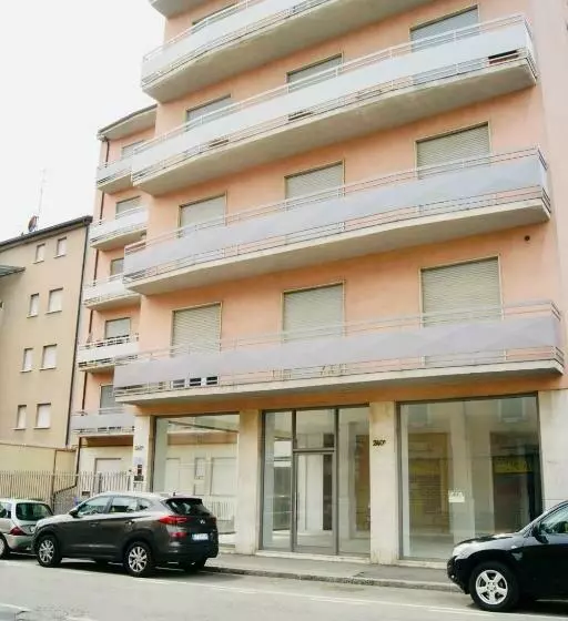 تختخواب و صبحانه Bg Stay