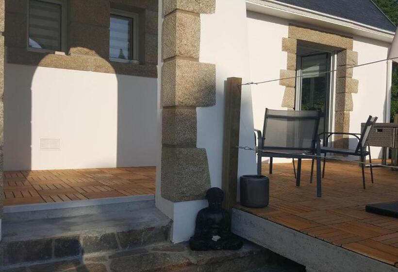 تختخواب و صبحانه Chambre D Hote Les Iles Concarneau