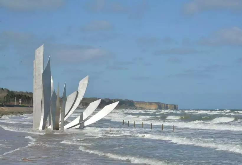 ベッドアンドブレックファースト Villa Kahlo Omaha Beach