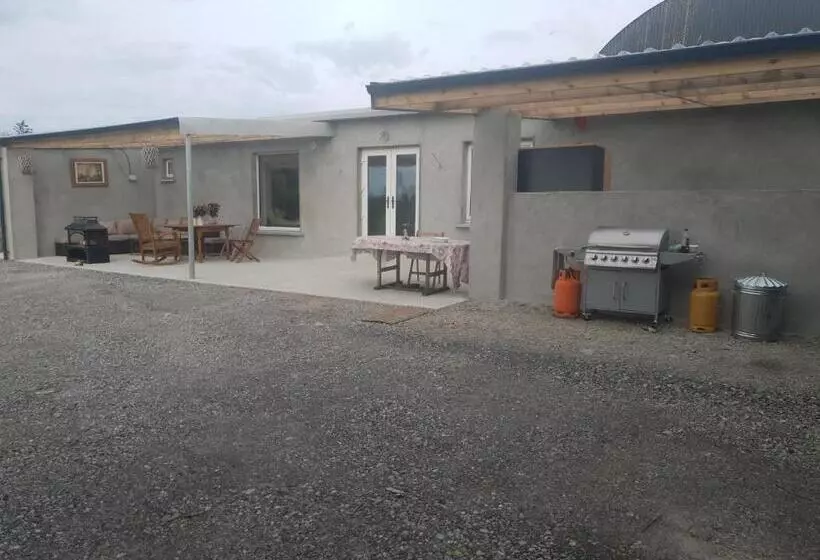 ホテル Glasson Glamping Farm