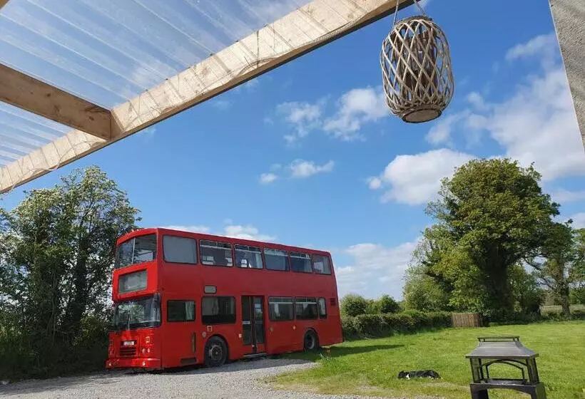 ホテル Glasson Glamping Farm