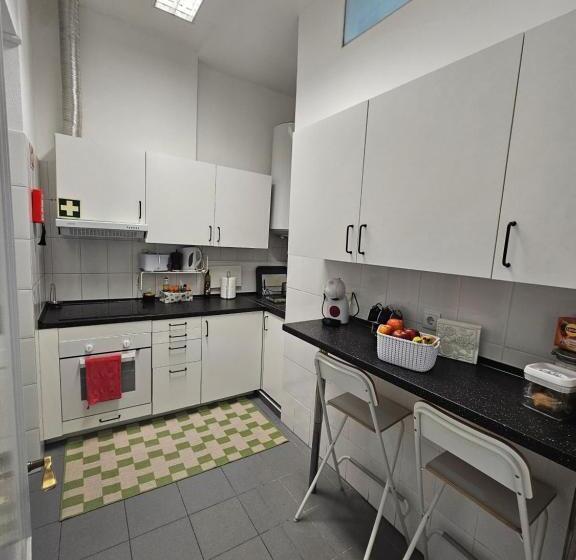 پانسیون Almirante Guesthouse