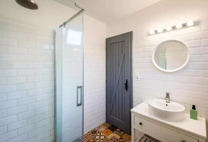 ペンション Borárium Vendégházak  Néró Ház