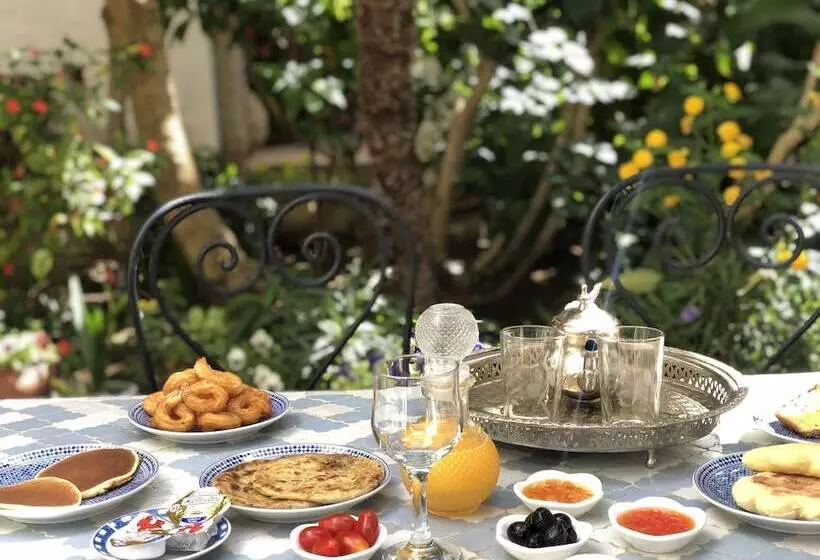 پانسیون Riad Oasis D Asilah