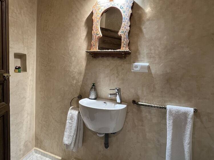 ペンション Riad Oasis D Asilah