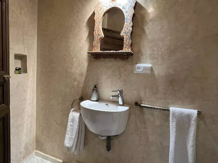 پانسیون Riad Oasis D Asilah