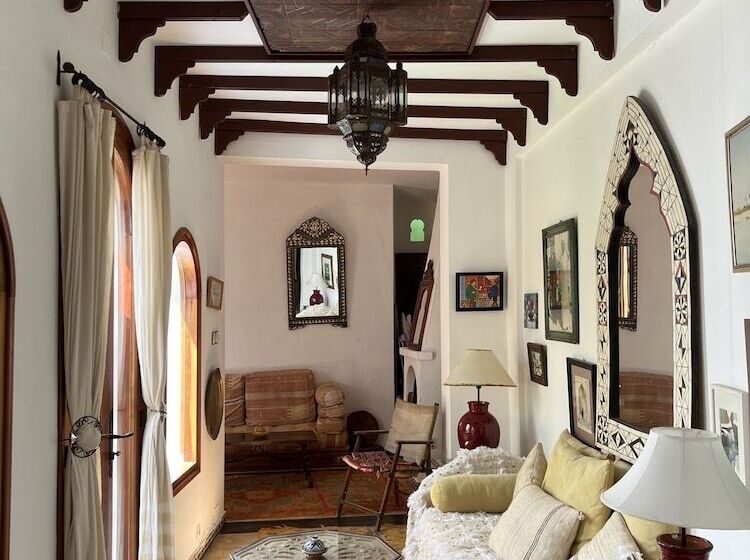 ペンション Riad Oasis D Asilah