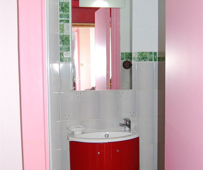 בית מלון כפרי Hôtel Azur