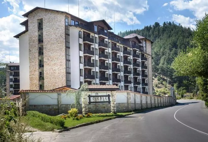 St. Spas Hotel & Balneo Complex