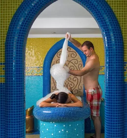 St. Spas Hotel & Balneo Complex