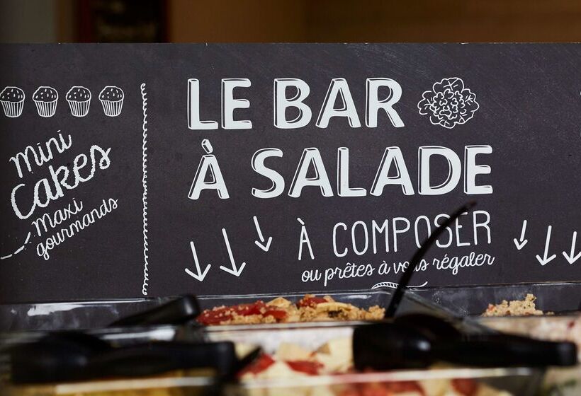 בית מלון כפרי Campanile Nantes Centre Saint Jacques