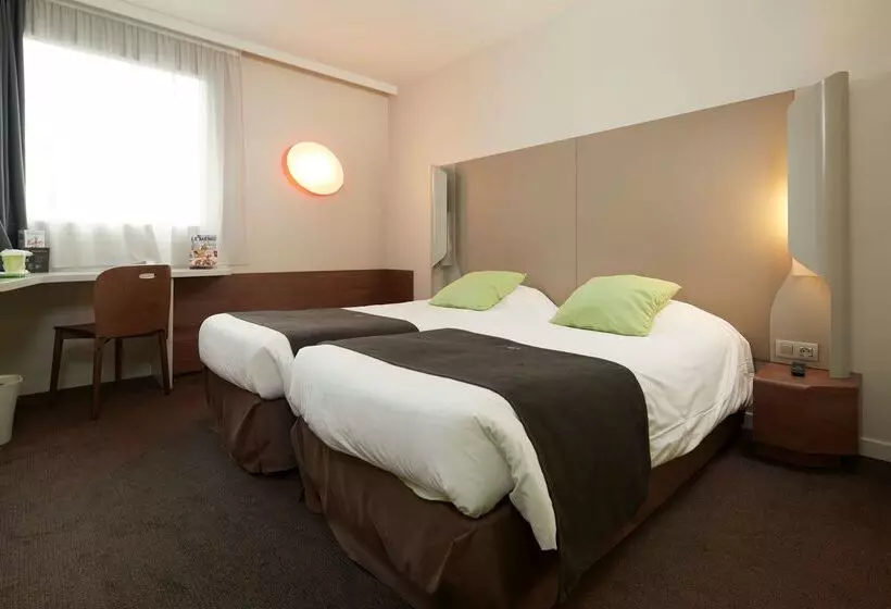 هتل Campanile Nantes Centre Saint Jacques