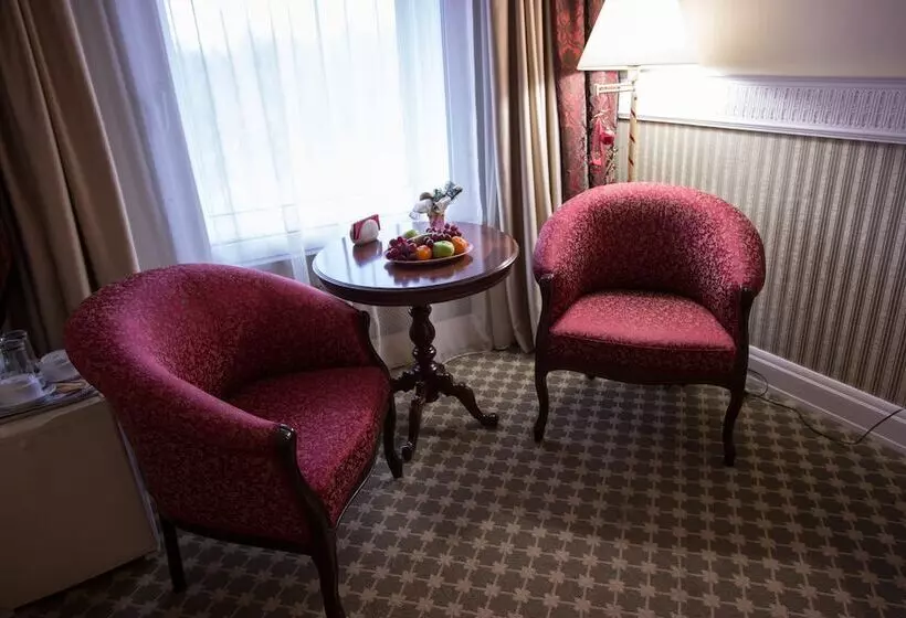 בית מלון כפרי Chekhov