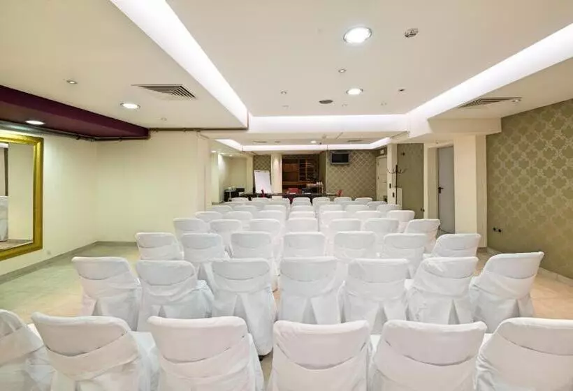 בית מלון כפרי Comfy Boutique