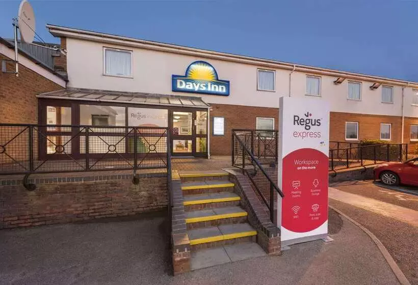 Отель Days Inn Watford Gap