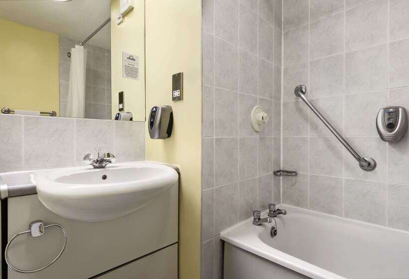 ホテル Days Inn Watford Gap