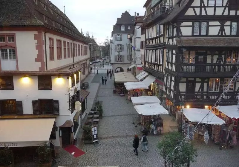 فندق Des Arts   Centre Cathédrale