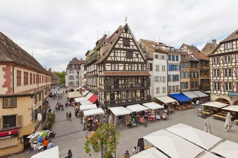 فندق Des Arts   Centre Cathédrale