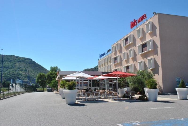 ホテル Ibis Loriol Le Pouzin