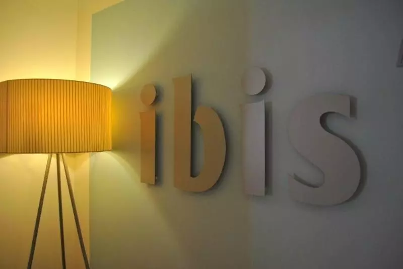 ホテル Ibis Loriol Le Pouzin