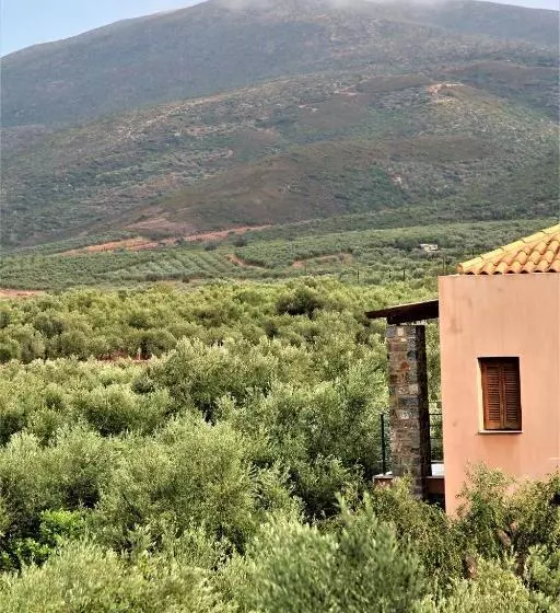 هتل Liotrivi Historical Mansion & Boutique