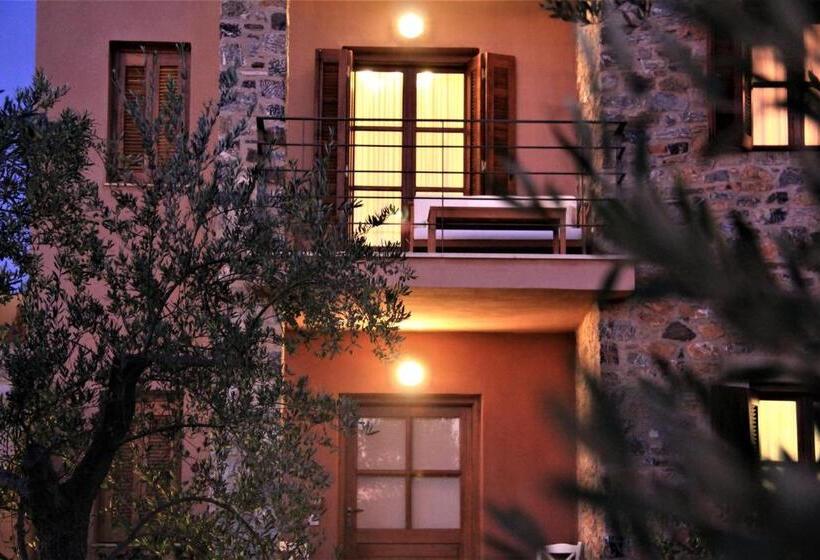 호텔 Liotrivi Historical Mansion & Boutique