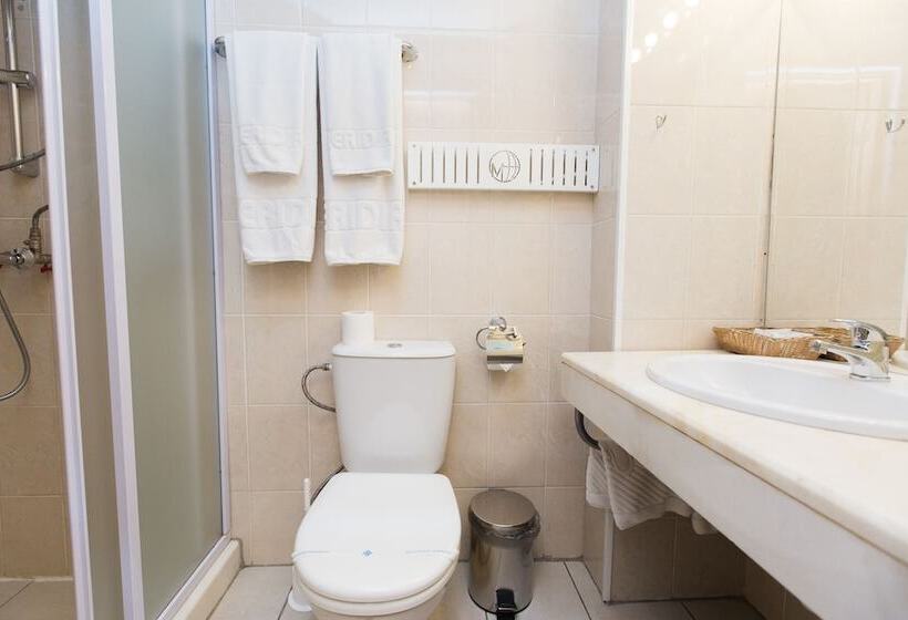 בית מלון כפרי Meridian