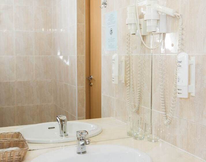 בית מלון כפרי Meridian