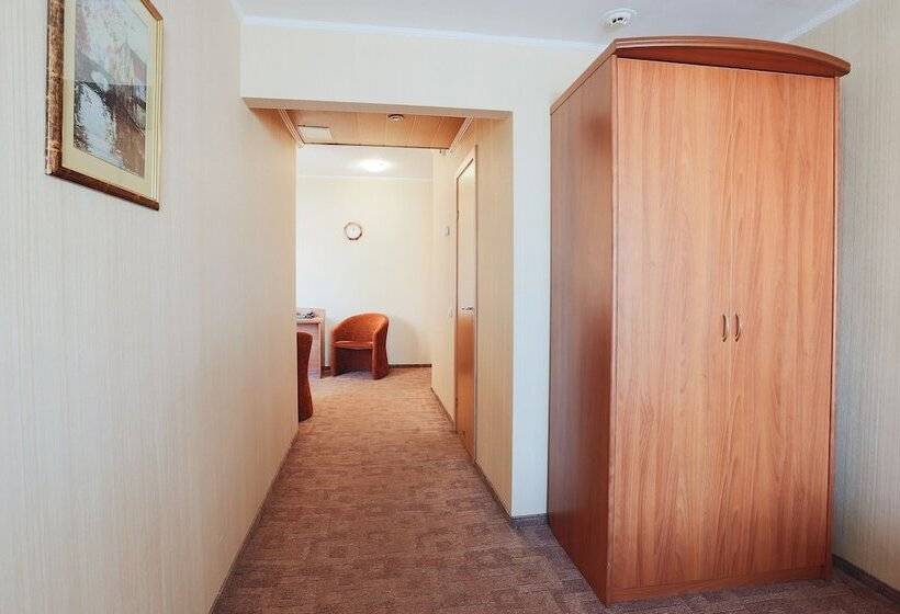 בית מלון כפרי Meridian