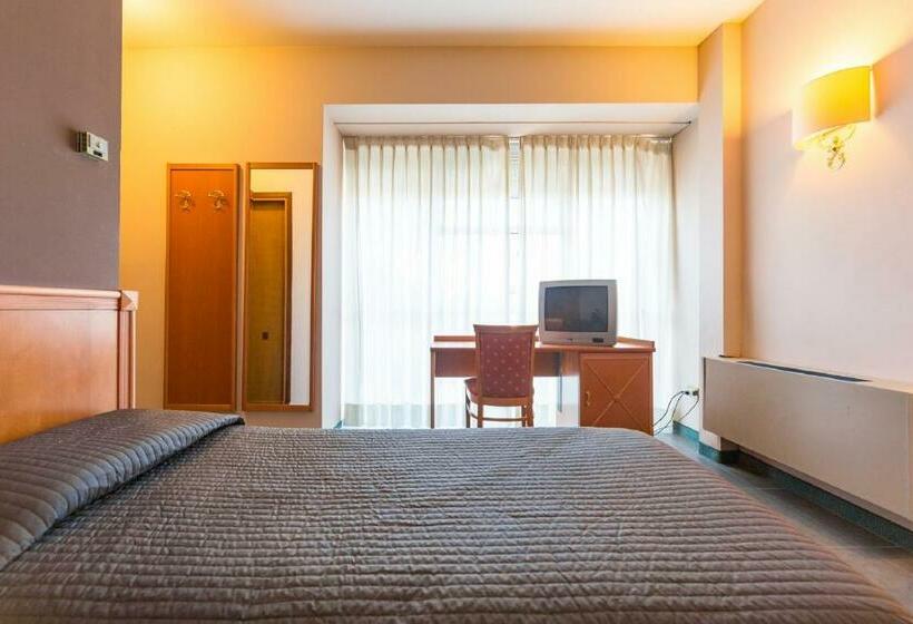 فندق Mirò Montecatini Terme