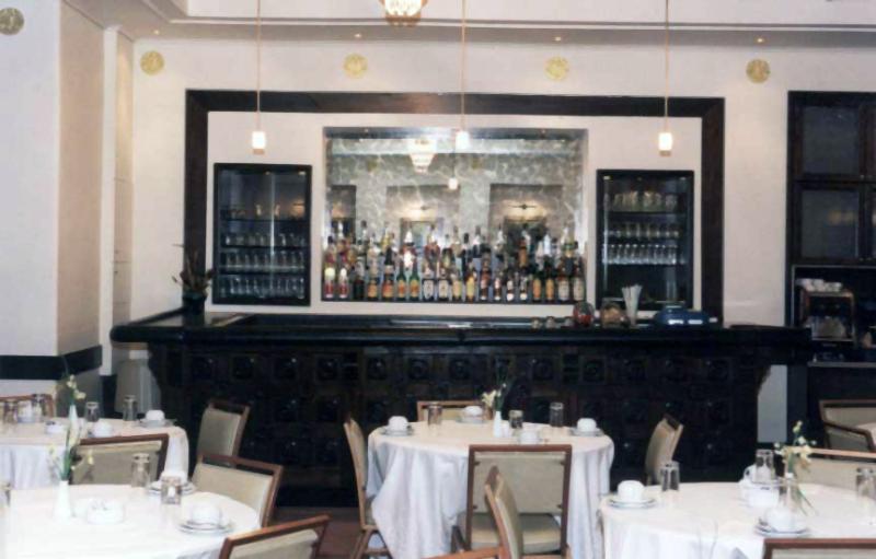 ホテル Sparta Inn