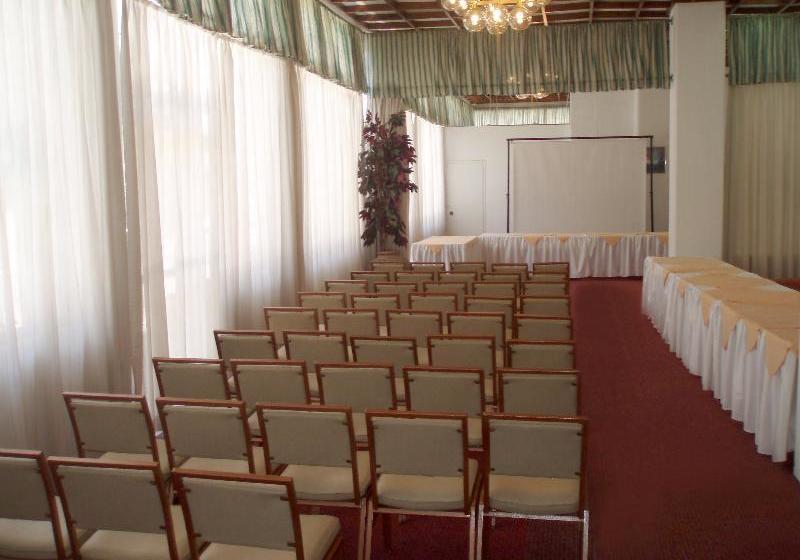 ホテル Sparta Inn