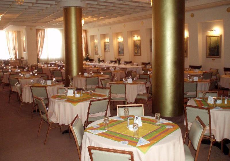 ホテル Sparta Inn