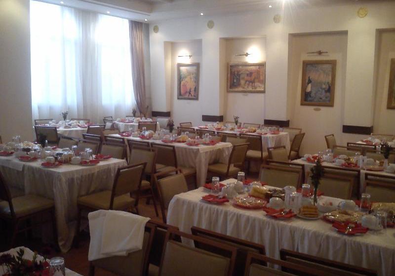 ホテル Sparta Inn