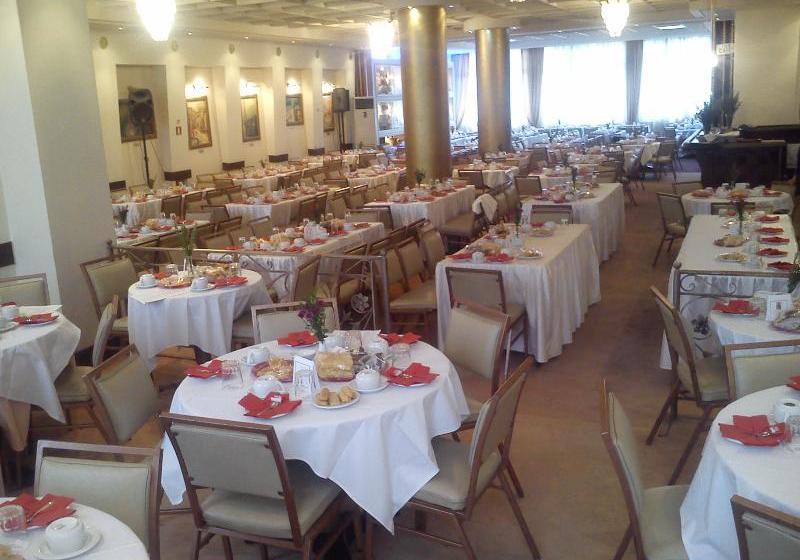 ホテル Sparta Inn