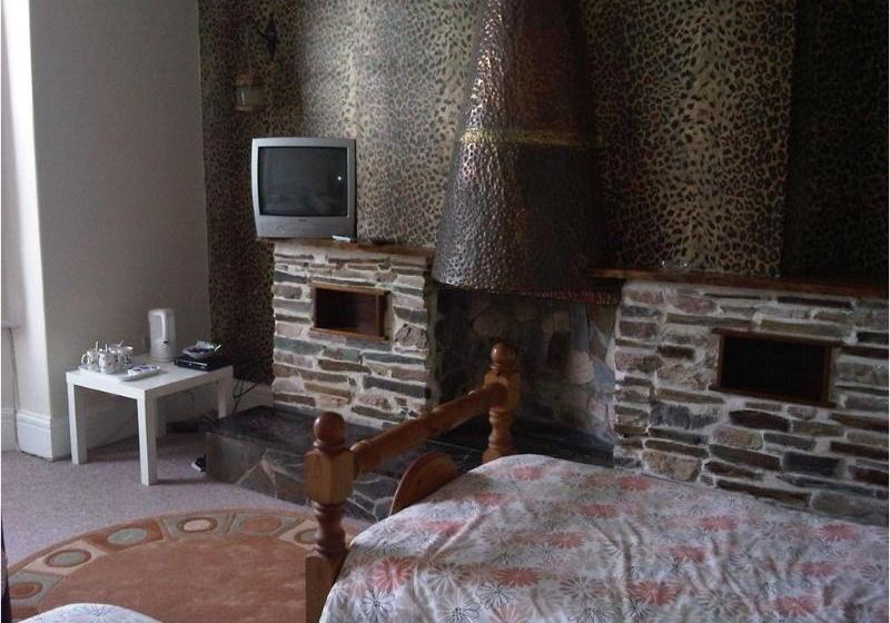 בית מלון כפרי St Rita